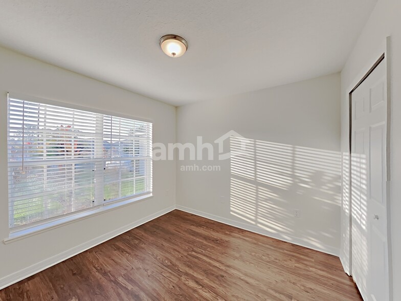 Building Photo - 520 Brown Bear Way