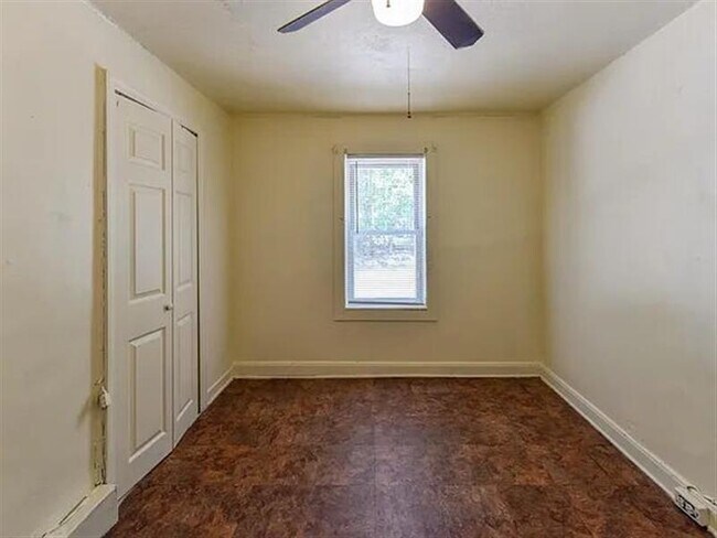 Building Photo - Mays Landing Homes