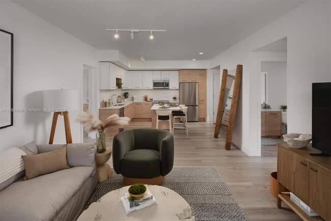 Building Photo - 1874 Heron Club Dr