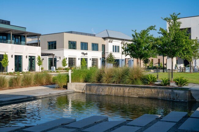 Building Photo - 45 Golden Bell Ct