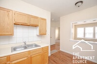 Building Photo - 2148 Gunderson Ave