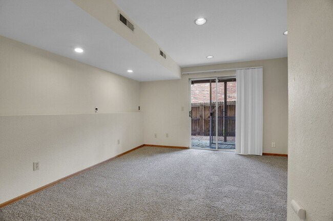 Building Photo - $2,300.00, stunning 2-bedroom, 2-bathroom ...