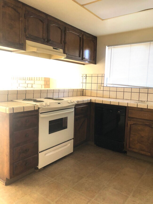 Building Photo - 3085 Radford Way