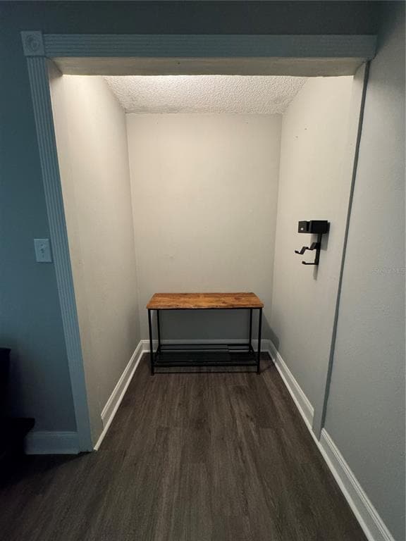 Building Photo - 109 Pine Ct