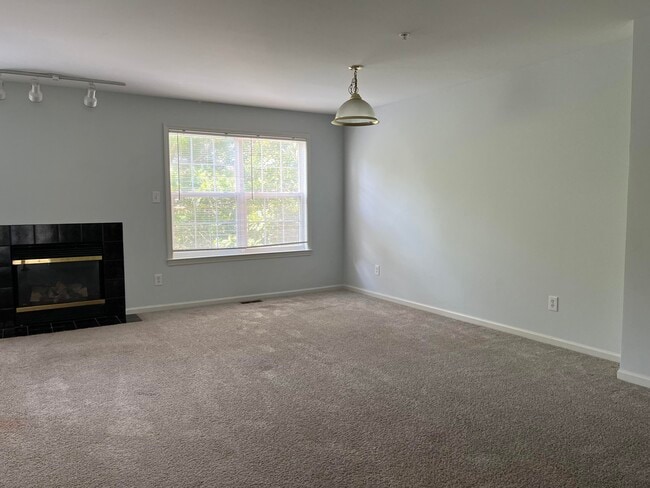 Building Photo - 2815 Barclay Way