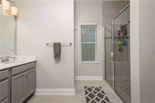 Building Photo - 17004 Gathering Pl Cir