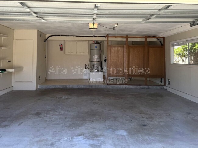 Building Photo - 12480 Escala Ln