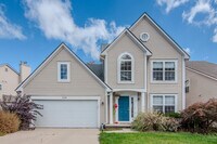 Building Photo - 3244 Dunwoodie Rd