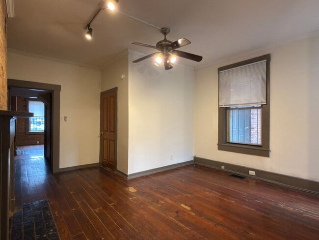 Building Photo - 1508 Moore St