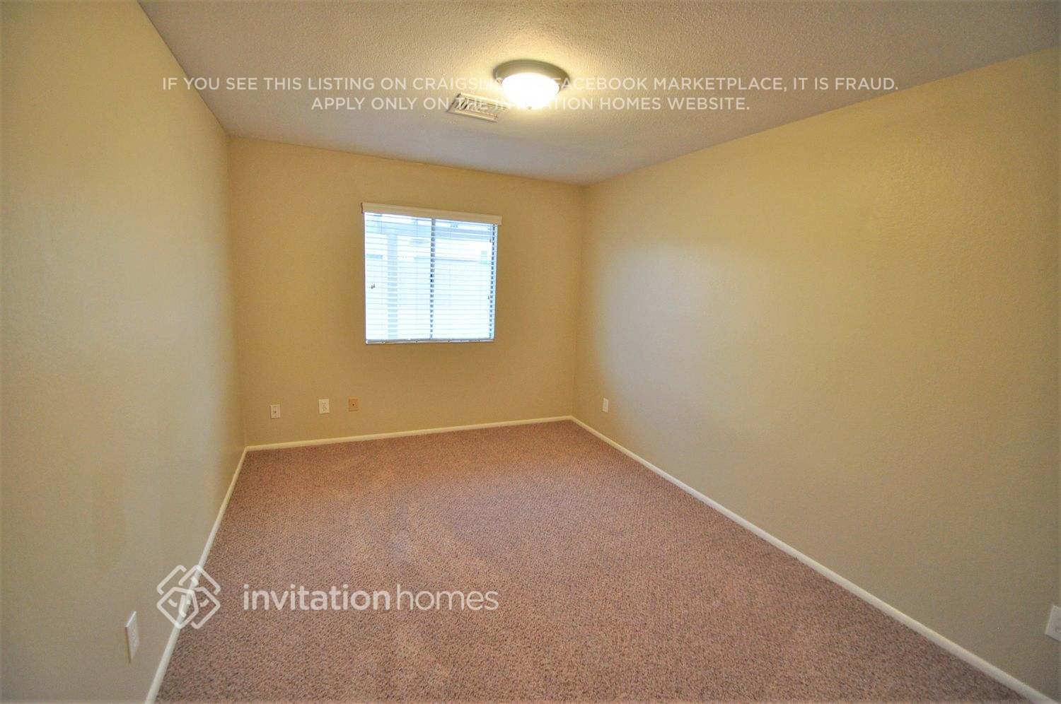Building Photo - 6850 W Sierra St