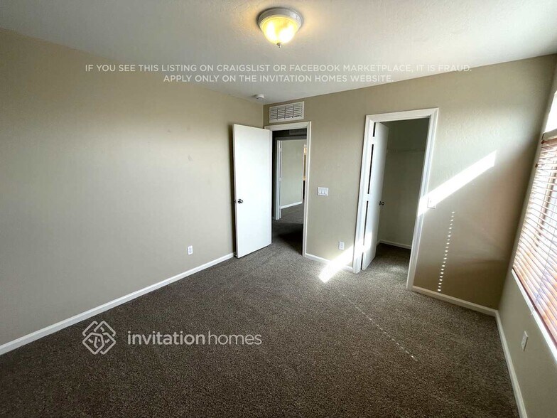 Building Photo - 11322 W Pierson St