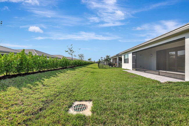 Building Photo - 12489 SW Emerald Estuary Ter