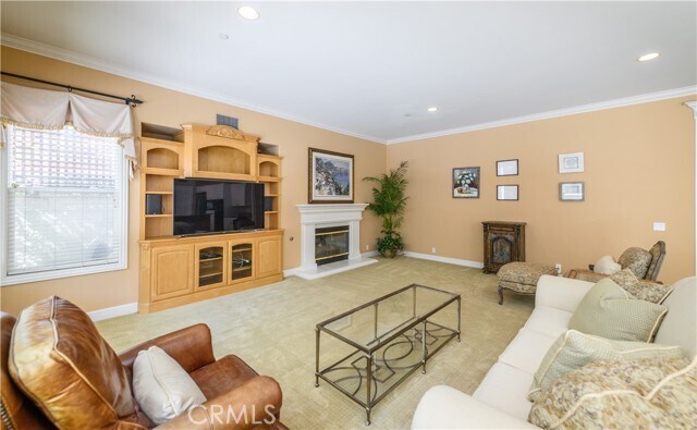 Building Photo - 21 Bent Oak