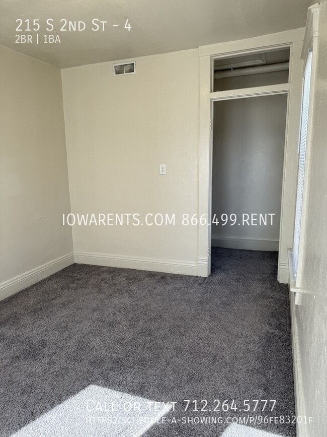 Building Photo - 215 S 2nd St