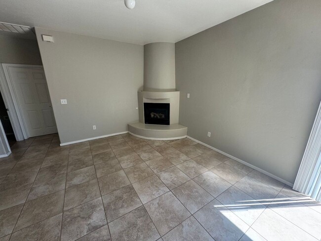 Building Photo - 3 Bedroom - 2 Bath - 1525 Sq. Ft. Home in ...