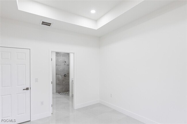Building Photo - 1803 Leroy Ave