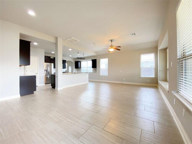 Building Photo - 414 Field Corn Ln