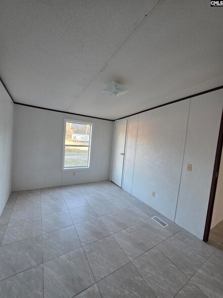 Building Photo - 135 Buckeye Ct