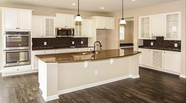 Building Photo - 5898 Weldra Dr