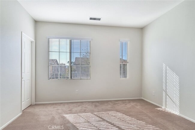 Building Photo - 4543 Riverscape Dr