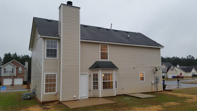 Building Photo - Beautiful 4-bedroom, 2.5 bath home!! (vide...