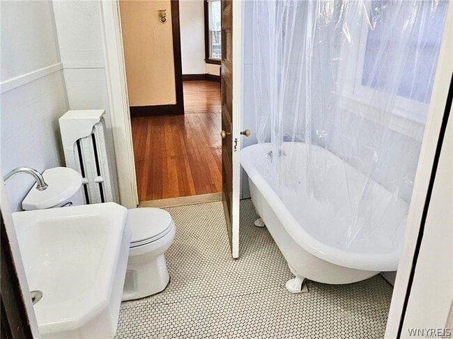 Building Photo - 242 Bryant St