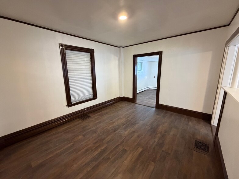 Building Photo - 66 3rd St