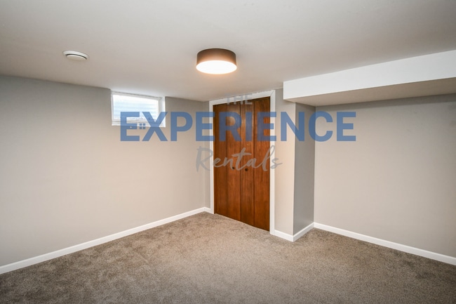 Building Photo - Spacious & Stylish 3-Bedroom Twin Home wit...