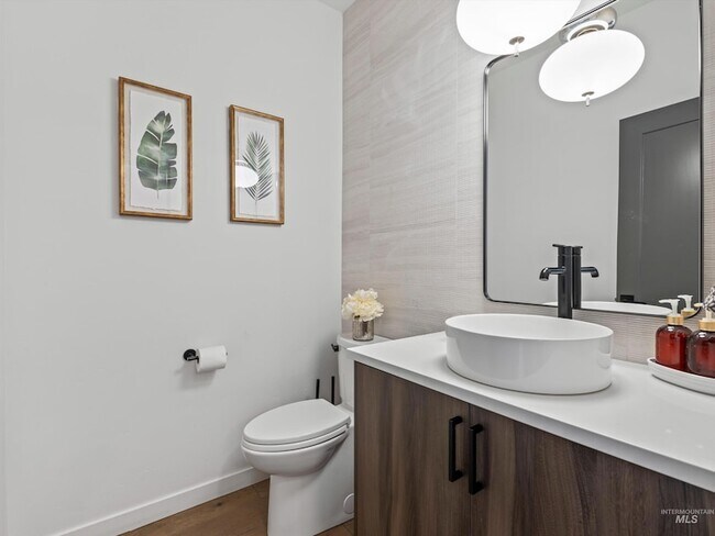 Building Photo - 1251 E Echelon Rdg Ln