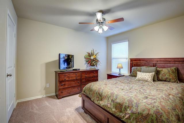 Building Photo - 1048 Decker Dr