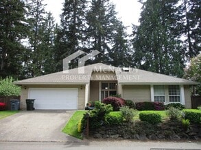 Building Photo - Charming 3-Bedroom Rambler with Spacious Backyard