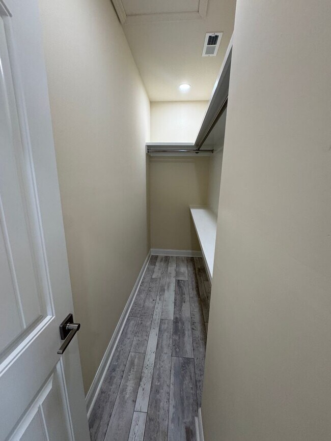 Building Photo - Be the first to live in this 3 bed/3.5 bath home across from Meharry Medical- great location with...