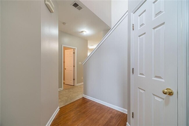 Building Photo - 1191 Primrose View Cir NW