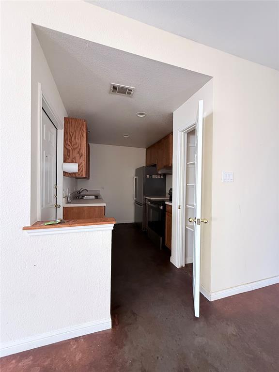 Building Photo - 8621 Talyne Chaise Cir