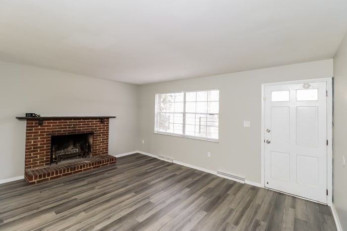 Building Photo - 1061 Albany Terrace