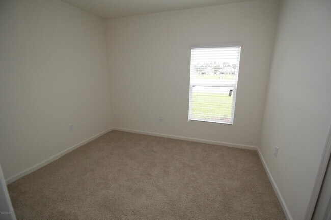 Building Photo - 561 Dillard Dr SE