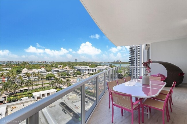 Building Photo - 10225 Collins Ave