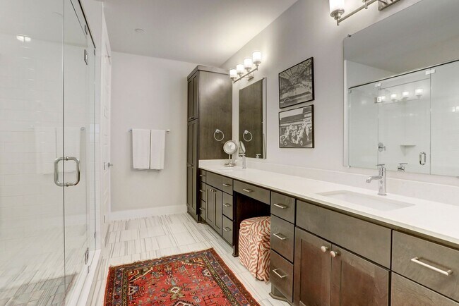 Building Photo - 4709 Unity Cir