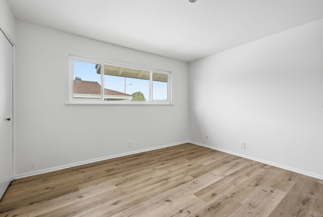 Building Photo - 1172 N Shattuck St