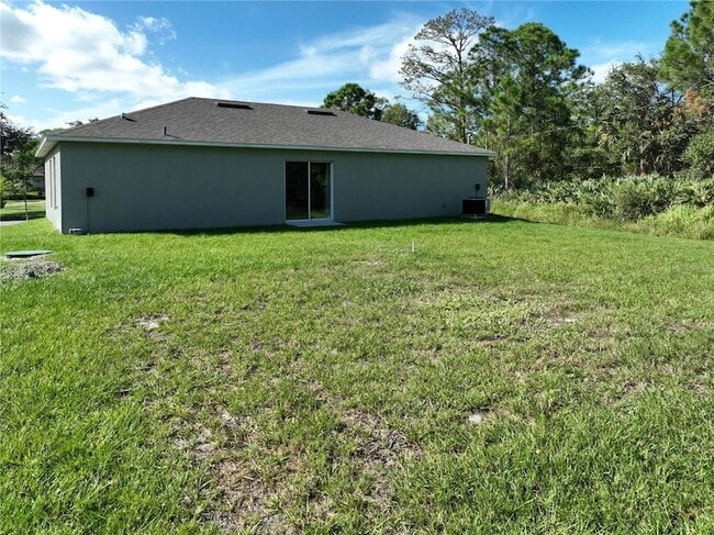 Building Photo - 3251 Troutdale Ave