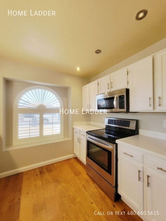 Building Photo - 11520 W Citrus Grove Way