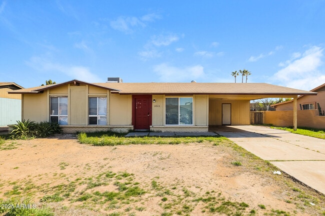 Primary Photo - 3043 N 75th Dr