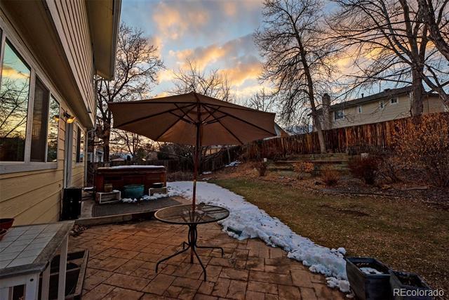 Building Photo - 953 Shadow Mountain Dr