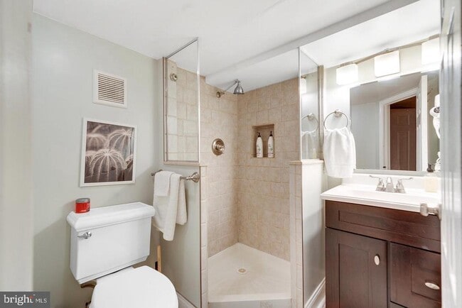 Building Photo - 116 South St