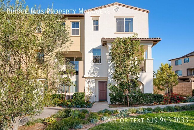 Building Photo - Stunning 3-Story Townhome at Sunset at Mel...