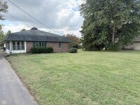 Building Photo - 5751 Broyles Rd