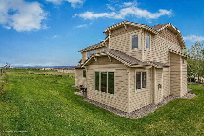 Building Photo - 1942 Promontory Cir