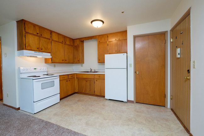 Northwood Apartments | Kitchen - Sandy Creek