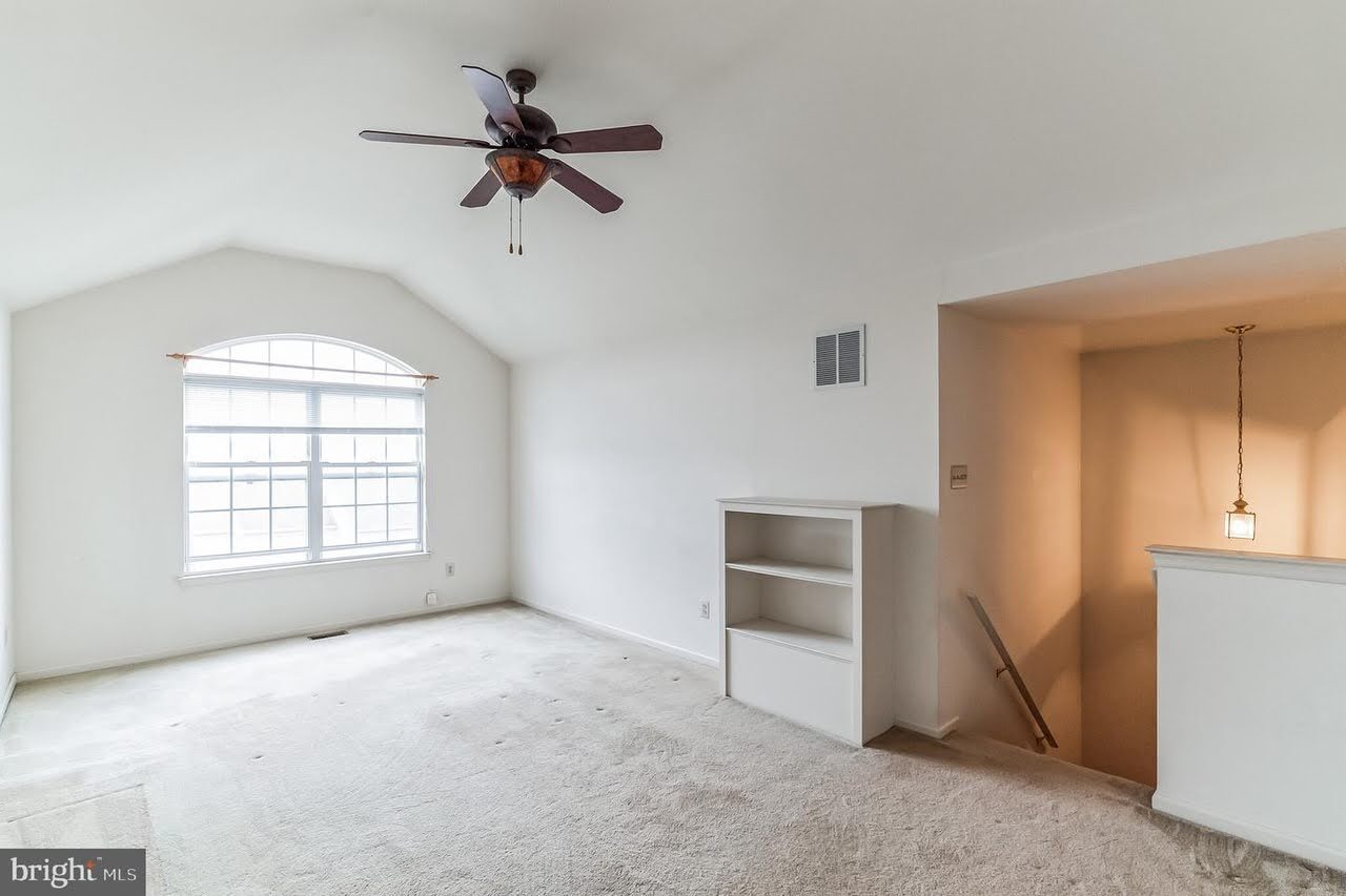 Building Photo - 5103 Drawbridge Ct