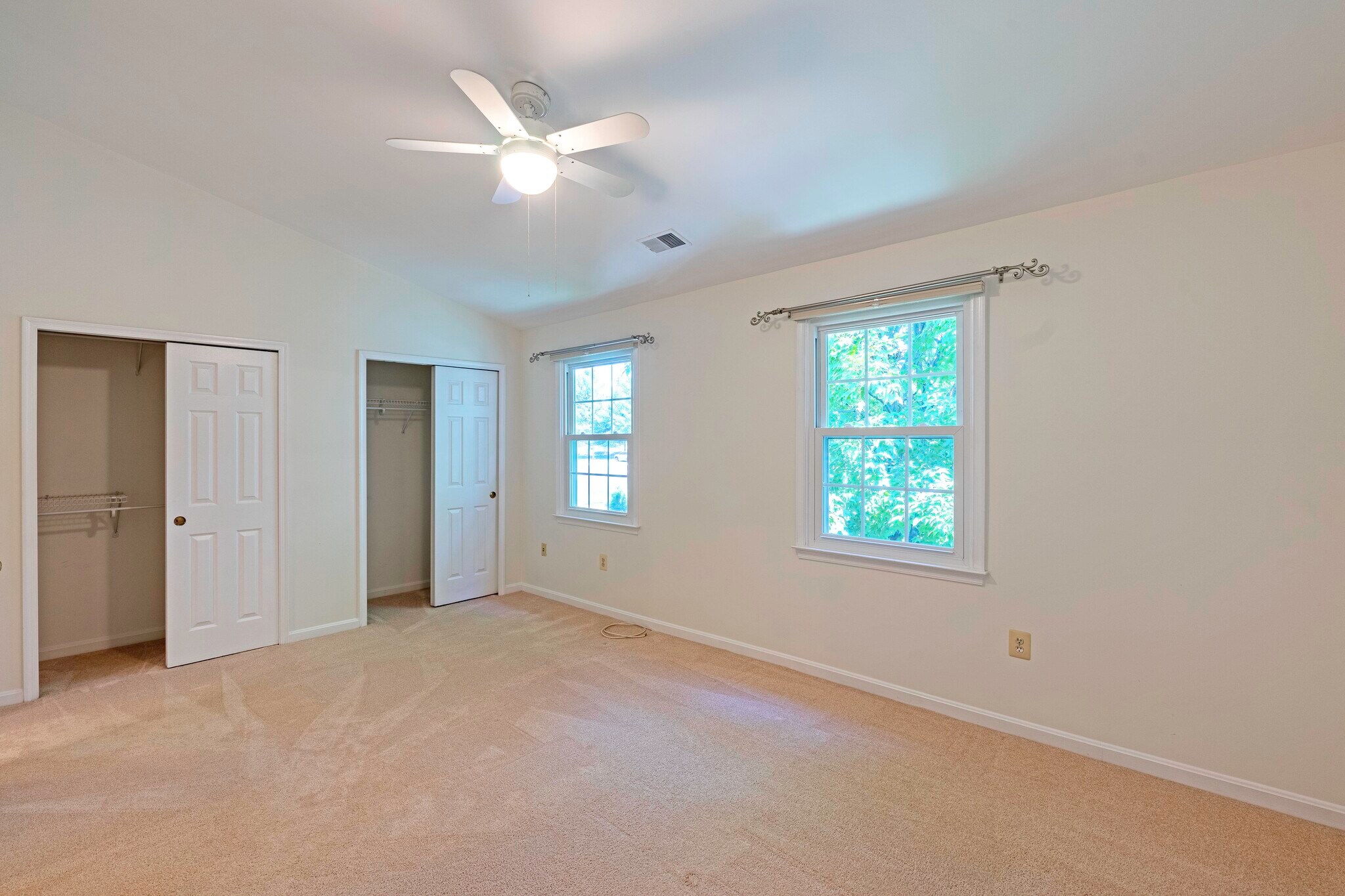 Building Photo - 5708 Belcher Farm Dr